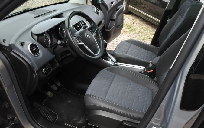 Opel Meriva cena 27900 przebieg: 117000, rok produkcji 2012 z Białystok małe 326